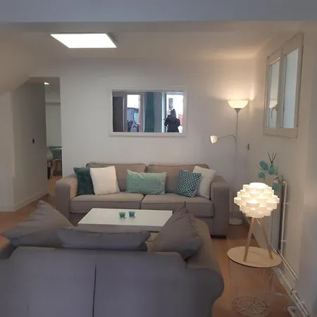 Rez De Chaussee 2 Avec Terrasse Apartament *